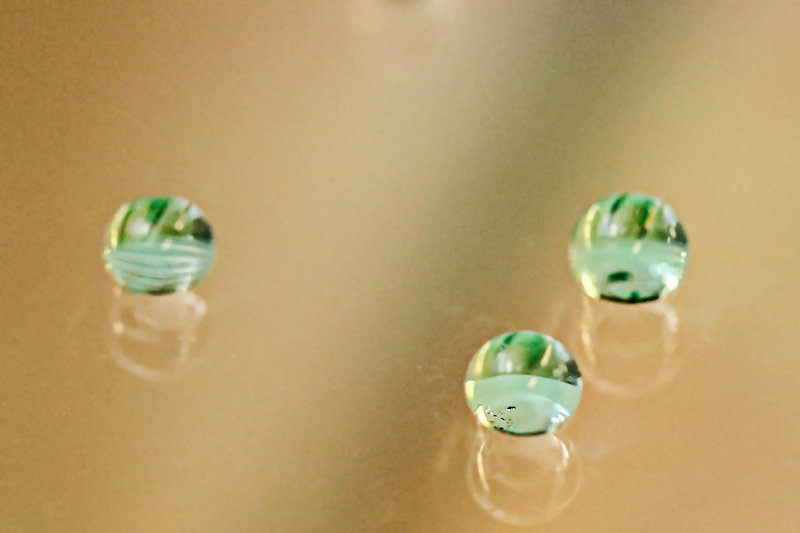 An Oak Ridge National Laboratory-led research team used a sophisticated X-ray scattering technique to visualize and quantify the movement of water molecules in space and time, which provides new insights that may open pathways for liquid-based electronics. Credit: Jason Richards/Oak Ridge National Laboratory, US Dept. of Energy